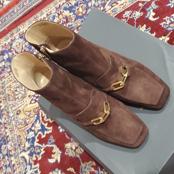 Chain Block Heel Suede Booties - Picture 5 of 12